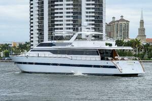 CIPANGO 92ft Versilcraft Yacht For Sale
