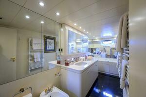 CIPANGO 92ft Versilcraft Yacht For Sale