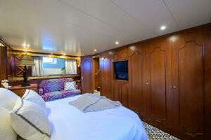 CIPANGO 92ft Versilcraft Yacht For Sale
