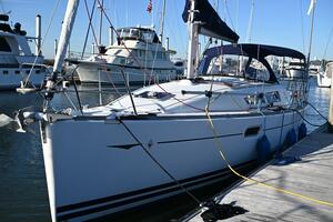 Sweet Water II 36ft Jeanneau Yacht For Sale