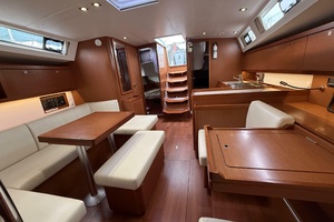 2015 Beneteau Oceanis 45 thumbnail 48