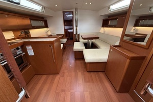 2015 Beneteau Oceanis 45 thumbnail 34