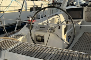 2015 Beneteau Oceanis 45 thumbnail 18
