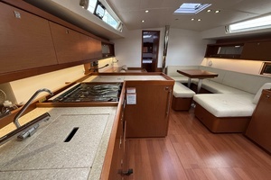 2015 Beneteau Oceanis 45 thumbnail 35