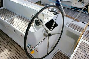 2015 Beneteau Oceanis 45 thumbnail 16
