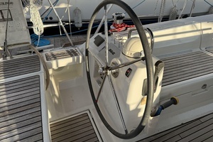 2015 Beneteau Oceanis 45 thumbnail 19