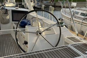 2015 Beneteau Oceanis 45 thumbnail 12