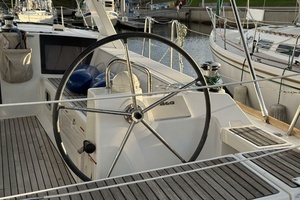 2015 Beneteau Oceanis 45 thumbnail 12