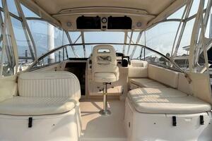 33ft Grady White Yacht For Sale