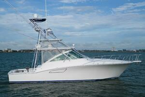 Fishstix 2003 Cabo Yachts Express Yacht For Sale in Fort Pierce FL