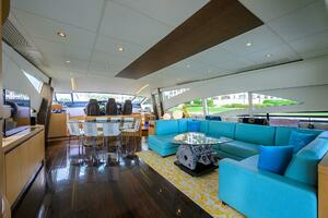 2009 Pershing 90 Express thumbnail 8