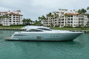 2009 Pershing 90 Express thumbnail 1