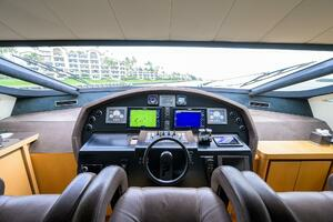 2009 Pershing 90 Express thumbnail 14