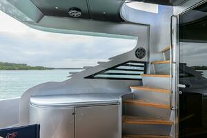 2009 Pershing 90 Express thumbnail 40