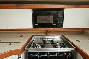 1995 Catalina 400 thumbnail 11