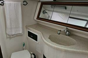 1995 Catalina 400 thumbnail 27