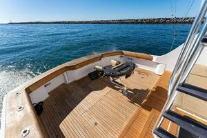 2007 Hatteras 64 Convertible thumbnail 50