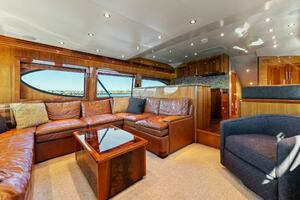 2007 Hatteras 64 Convertible thumbnail 7