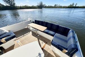 Photo 4914928 for 2027 Sabre 43 Salon Express  