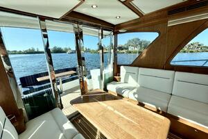 Photo 4914941 for 2027 Sabre 43 Salon Express  