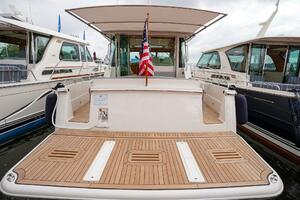 Photo 4722734 for 2027 Sabre 45 Salon Express  