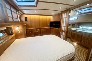 Photo 4958196 for 2025 Sabre 48 Salon Express  