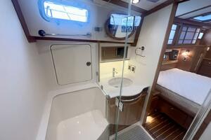 Photo 4958198 for 2025 Sabre 48 Salon Express  