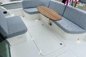 Photo 4958303 for 2025 Sabre 48 Salon Express  