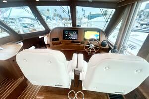 Photo 4958287 for 2025 Sabre 48 Salon Express  