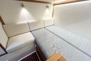 Photo 4958299 for 2025 Sabre 48 Salon Express  