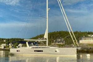 2019 Beneteau 51.1 thumbnail 1