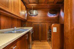 2013 East Yachting Custom thumbnail 109