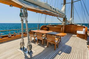 2013 East Yachting Custom thumbnail 25