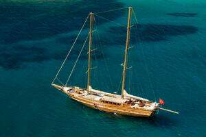 2013 East Yachting Custom thumbnail 57