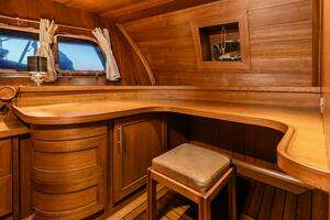 2013 East Yachting Custom thumbnail 100