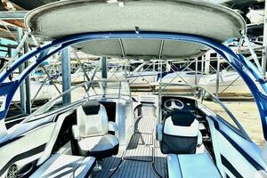 2018 Yamaha Boats thumbnail 19