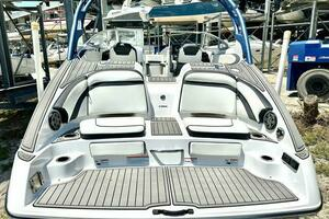 2018 Yamaha Boats thumbnail 18