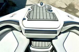 2018 Yamaha Boats thumbnail 3