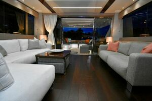 2018 Sunseeker Yacht thumbnail 18