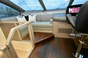 2018 Sunseeker Yacht thumbnail 7