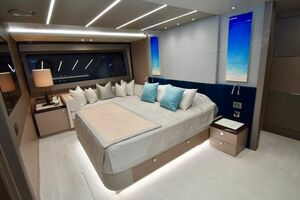 2018 Sunseeker Yacht thumbnail 10