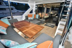 2018 Sunseeker Yacht thumbnail 13