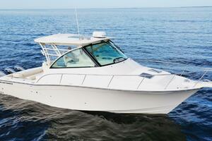 Photo 4116269 for 2022 Grady-White 370 Express MS Deb 