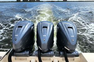 Photo 4116169 for 2022 Grady-White 370 Express MS Deb 