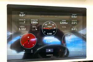 Photo 4116211 for 2022 Grady-White 370 Express MS Deb 