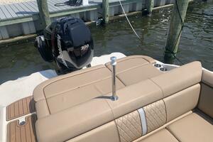 Photo 4121055 for 2017 Sea Ray 270 SDX Outboard  