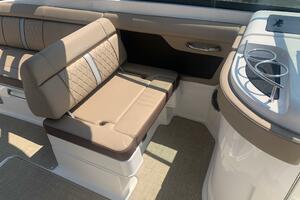 Photo 4121051 for 2017 Sea Ray 270 SDX Outboard  