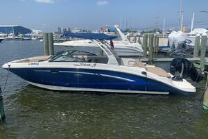 Photo 4121066 for 2017 Sea Ray 270 SDX Outboard  