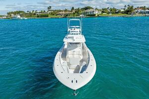 2019 Invincible 42 Open Fisherman thumbnail 38