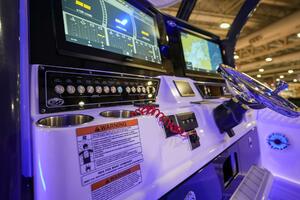 Photo 4201711 for 2023 Sea Fox 368 Commander  
